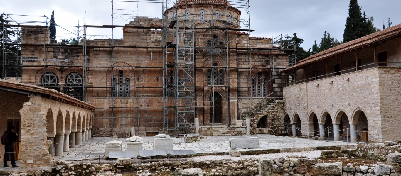 Κλειστή σήμερα η Μονή Δαφνίου - Ζημιές στα περίφημα ψηφιδωτά από τον σεισμό